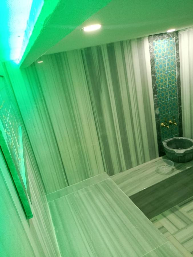 Grand Park Hotel Istanbul City Center Bed And Breakfast Exterior photo